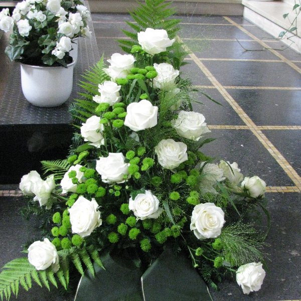 Blumenbukett, weiß/grün Bild 1